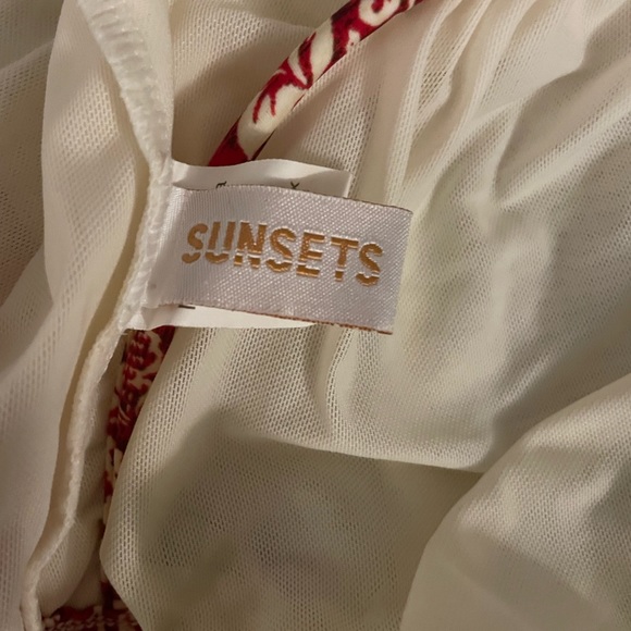 Sunsets Tankini Top 34E and bottom - Picture 3 of 6